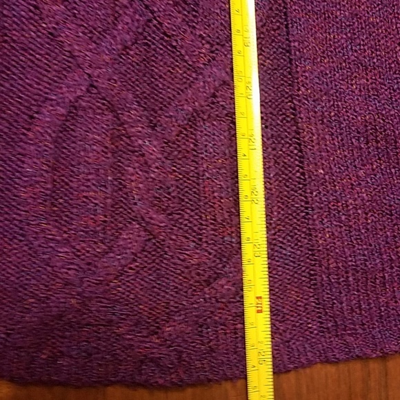 👸🧣🧥 Christopher & Banks Plum Sweater - Picture 7 of 7